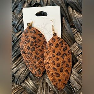 dangle cheetah earrings